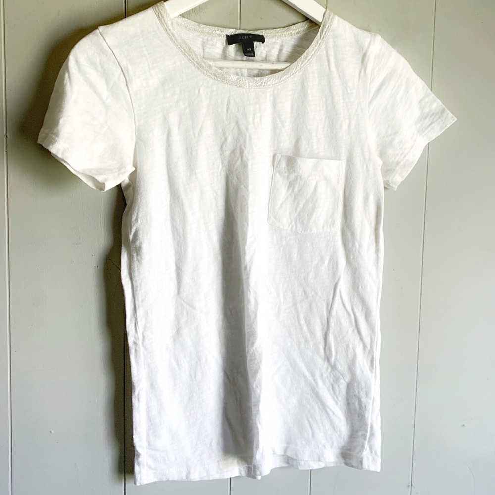 J.Crew Silver Metallic Trim White T-Shirt Crewneck Top
Size XX-Small